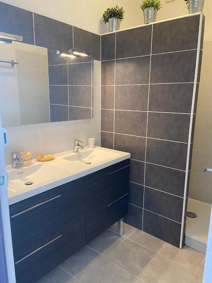 Appartement des Tilleuls 1 er étage Royan Extérieur photo